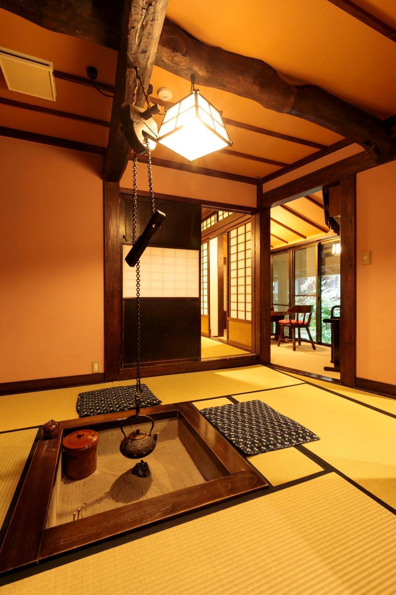 Yumoto Choza Hotel Takayama  Bagian luar foto