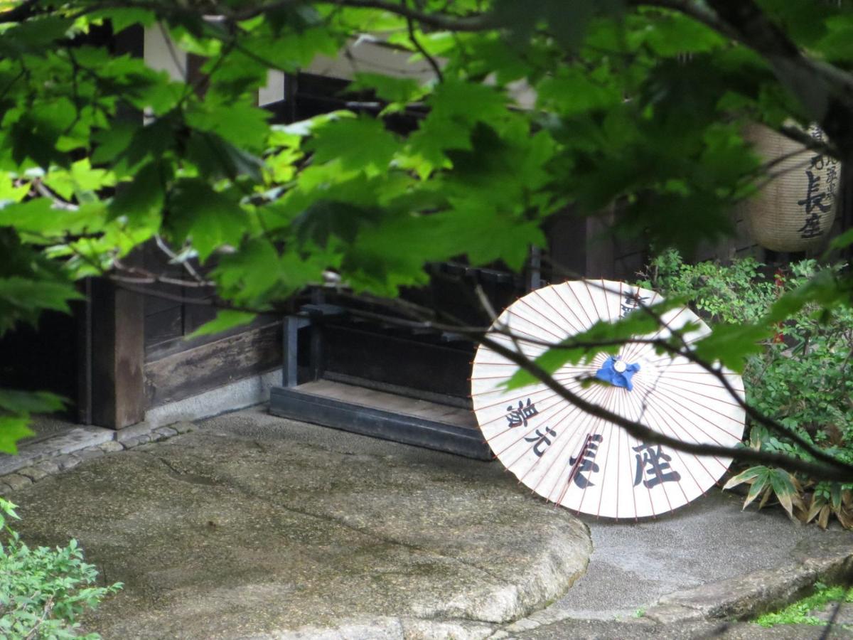 Yumoto Choza Hotel Takayama  Bagian luar foto